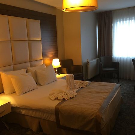 איסטמבול Derpa Hotel מראה חיצוני תמונה