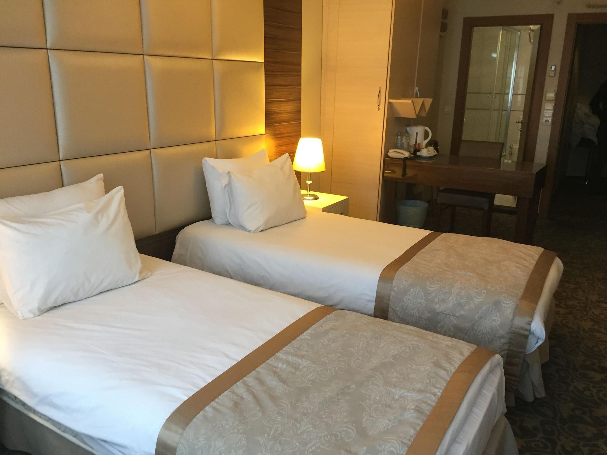 איסטמבול Derpa Hotel מראה חיצוני תמונה