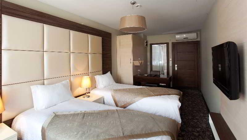 איסטמבול Derpa Hotel מראה חיצוני תמונה