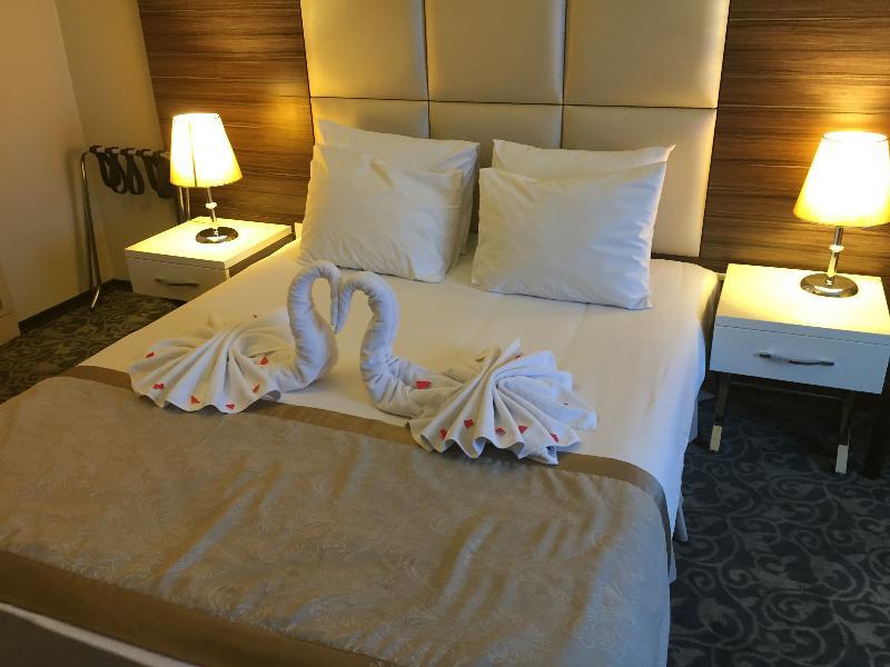 איסטמבול Derpa Hotel מראה חיצוני תמונה