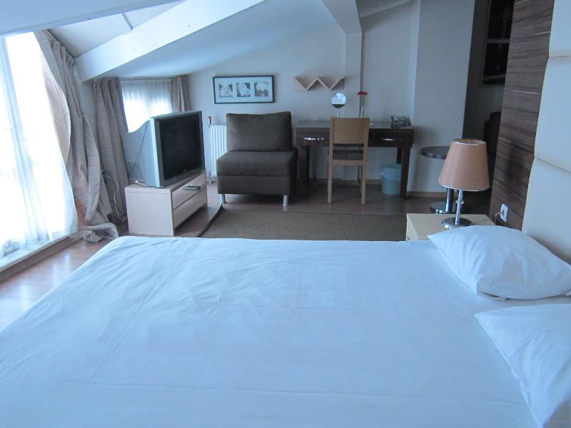 איסטמבול Derpa Hotel מראה חיצוני תמונה