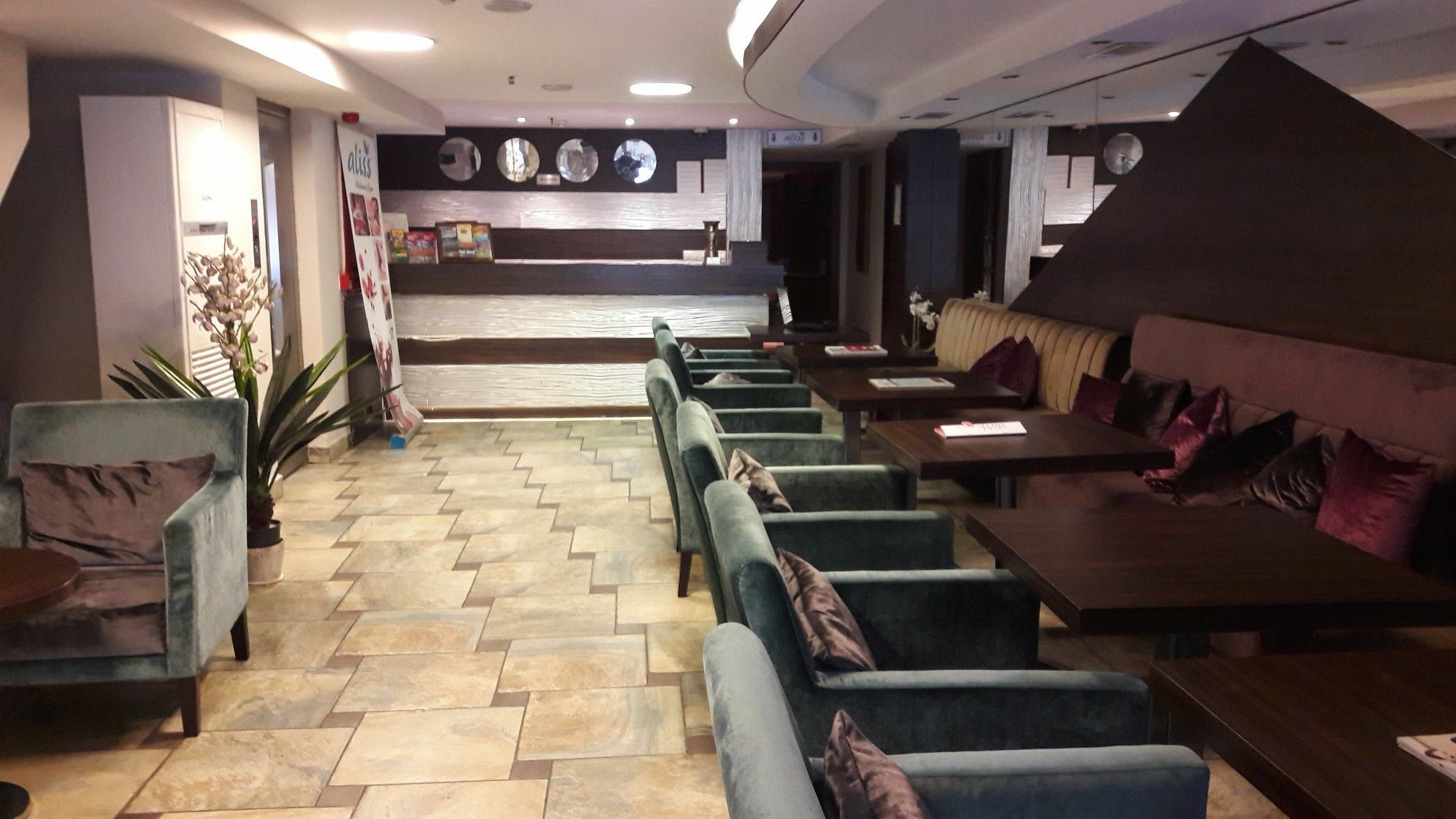איסטמבול Derpa Hotel מראה חיצוני תמונה